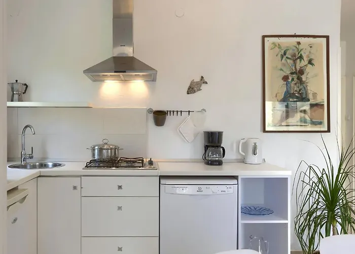 Laura By Interhome *