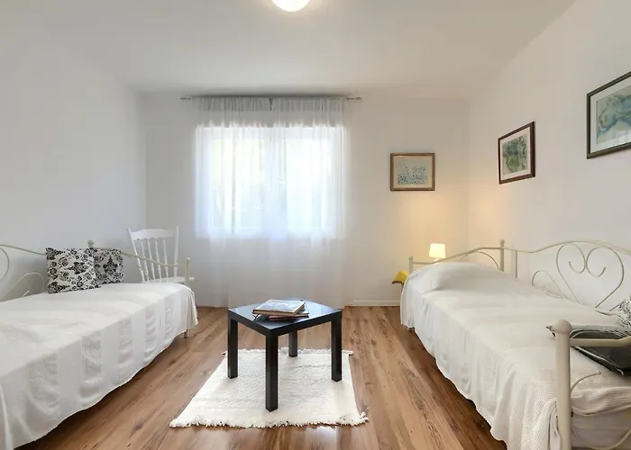 Apartmán Laura By Interhome Pula