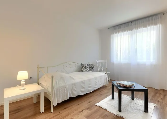 Apartmán Laura By Interhome Pula