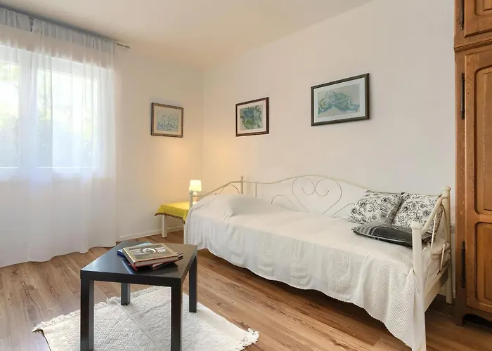 Apartment Laura By Interhome