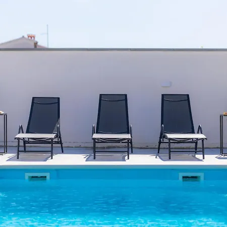 Apartment Laura By Interhome